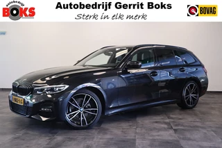 Hoofdafbeelding BMW 3 Serie BMW 3 Serie Touring 320i High Executive Edition 184pk Navigatie Luxe Volleder Cruise Control Stoelverwarming sfeerverlichting 24 maanden garantie mogelijk (*vraag naar de voorwaarden)