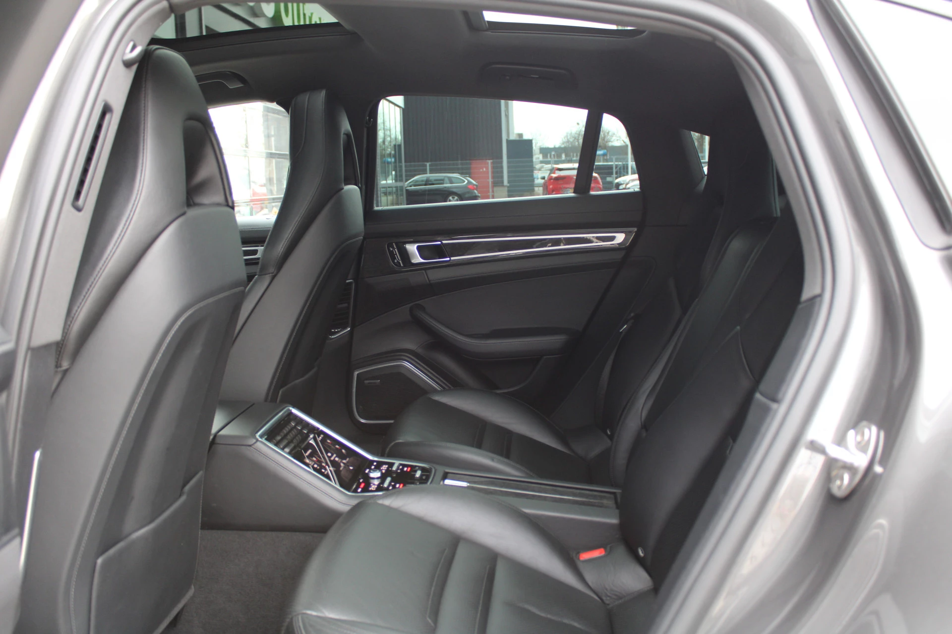 Hoofdafbeelding Porsche Panamera