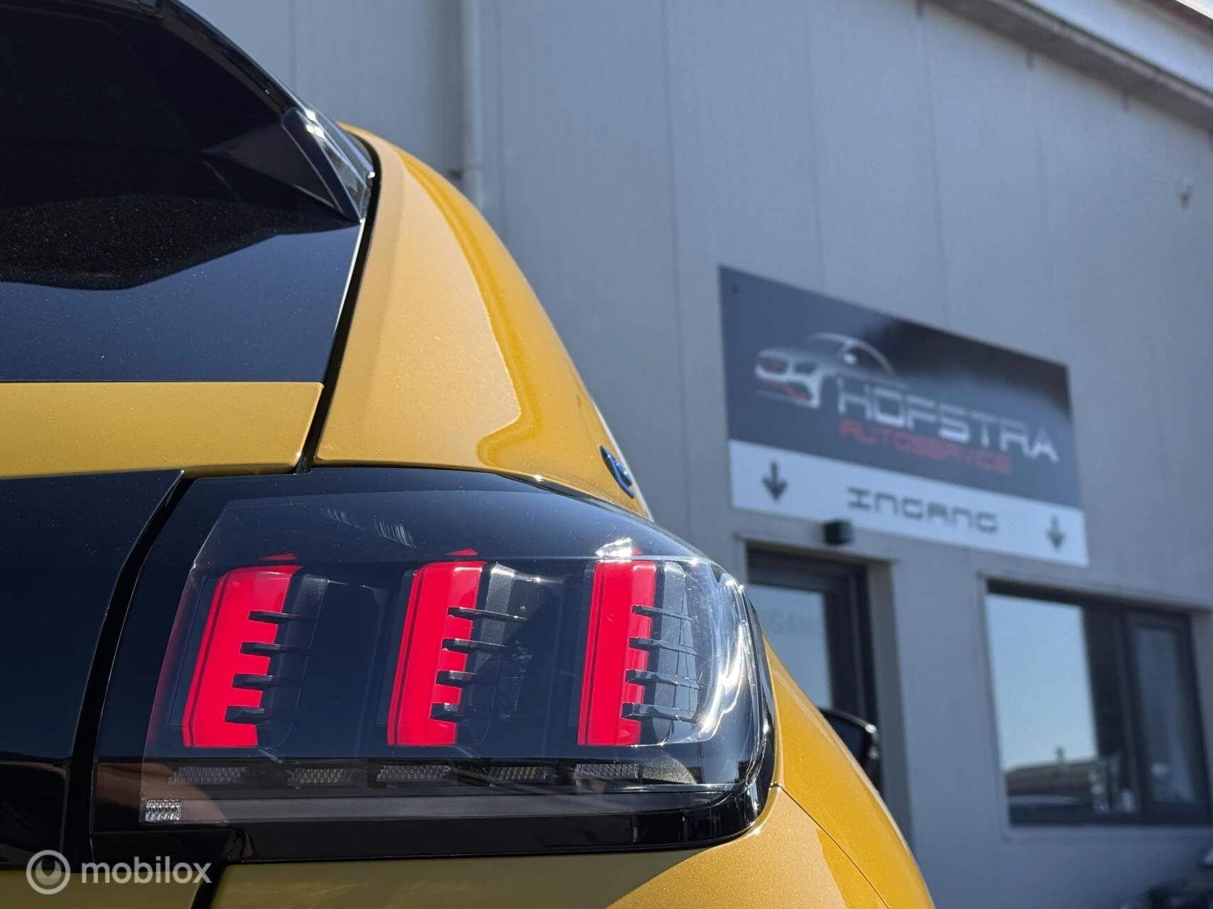 Hoofdafbeelding Peugeot e-208