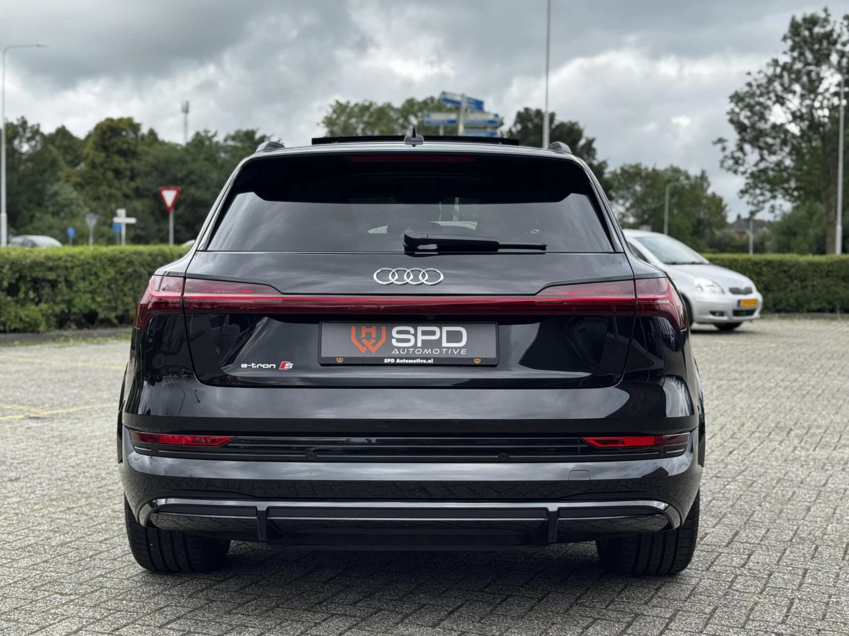 Hoofdafbeelding Audi e-tron