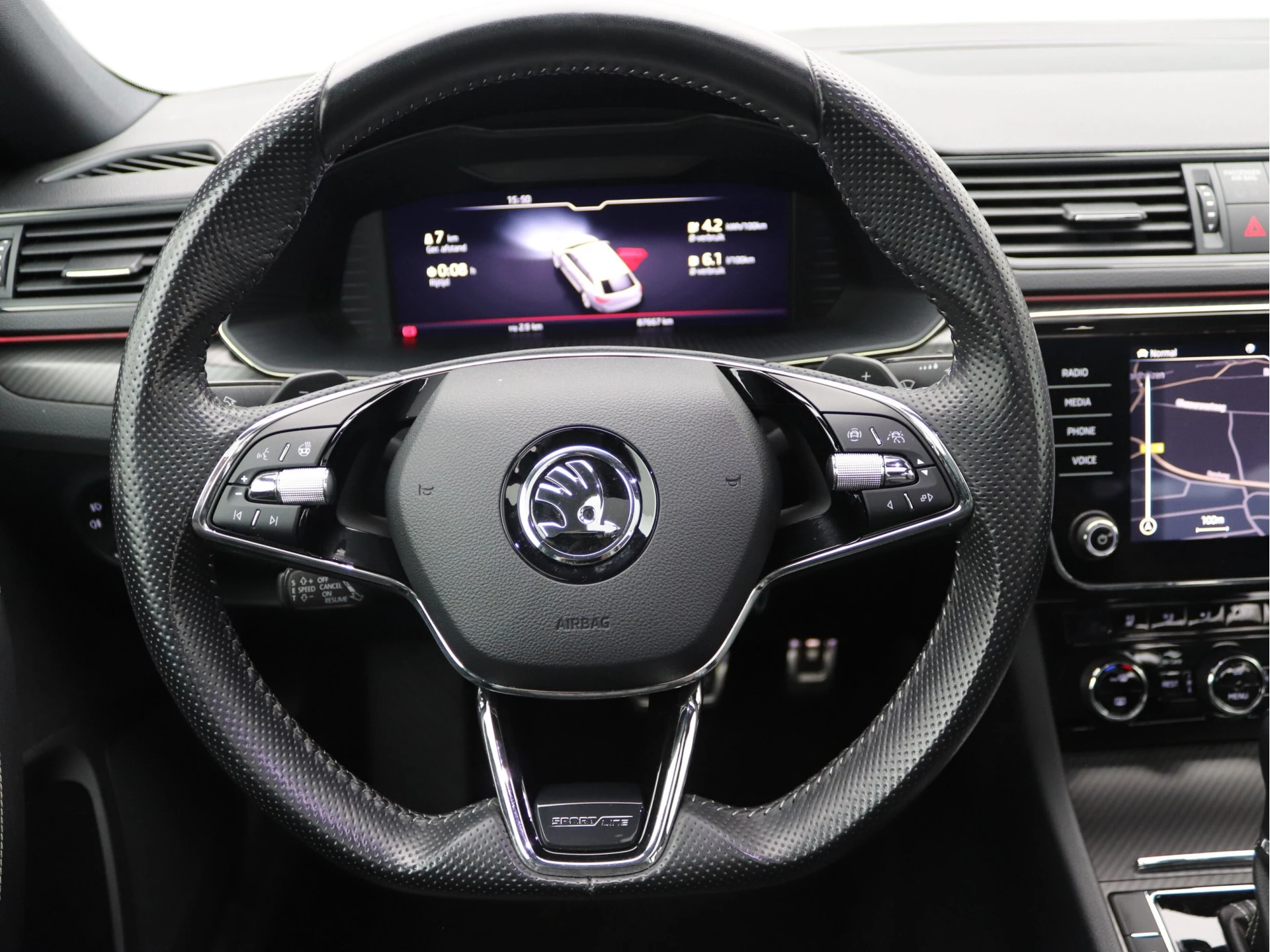 Hoofdafbeelding Škoda Superb