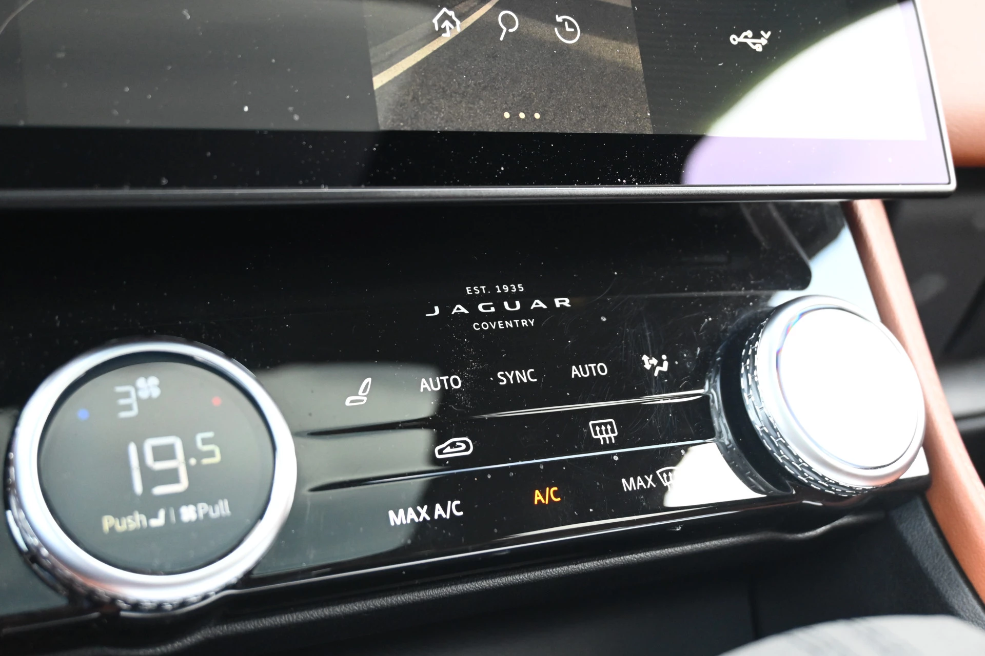 Hoofdafbeelding Jaguar F-PACE