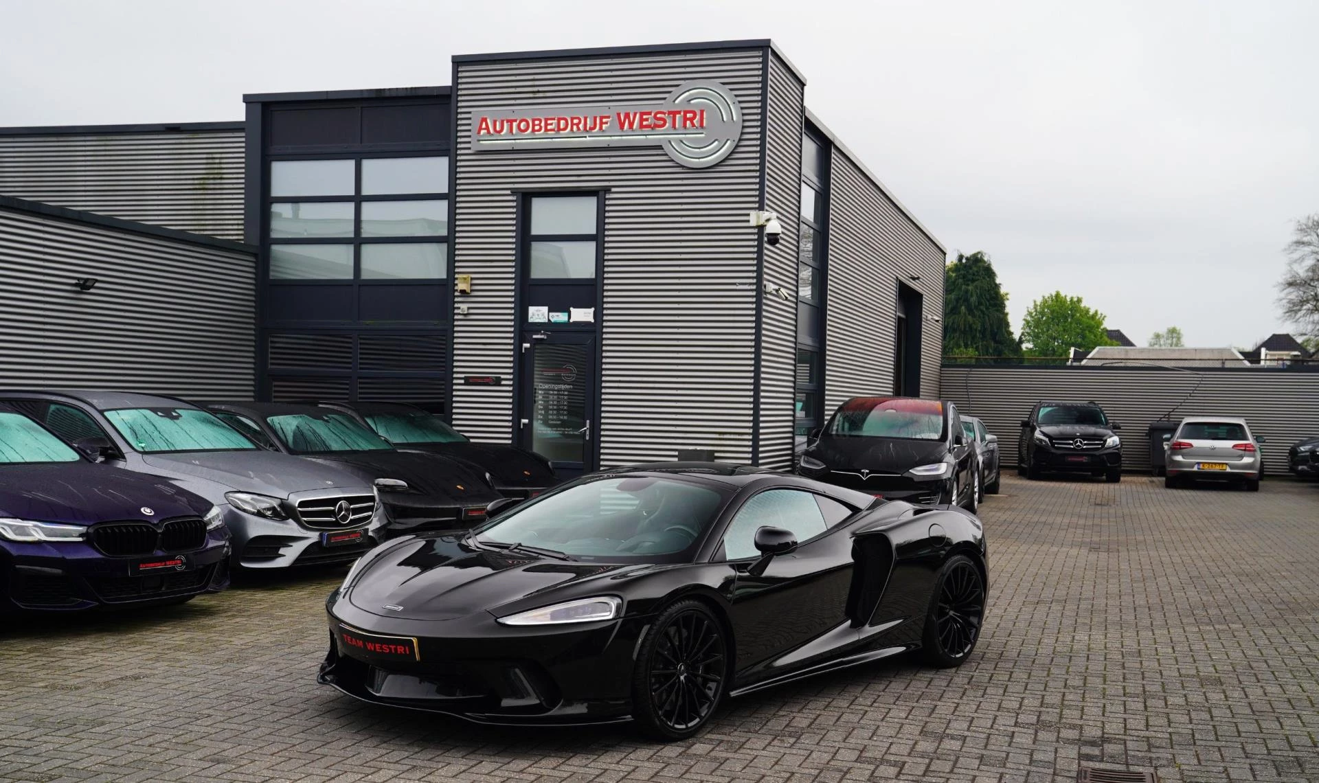 Hoofdafbeelding McLaren GT