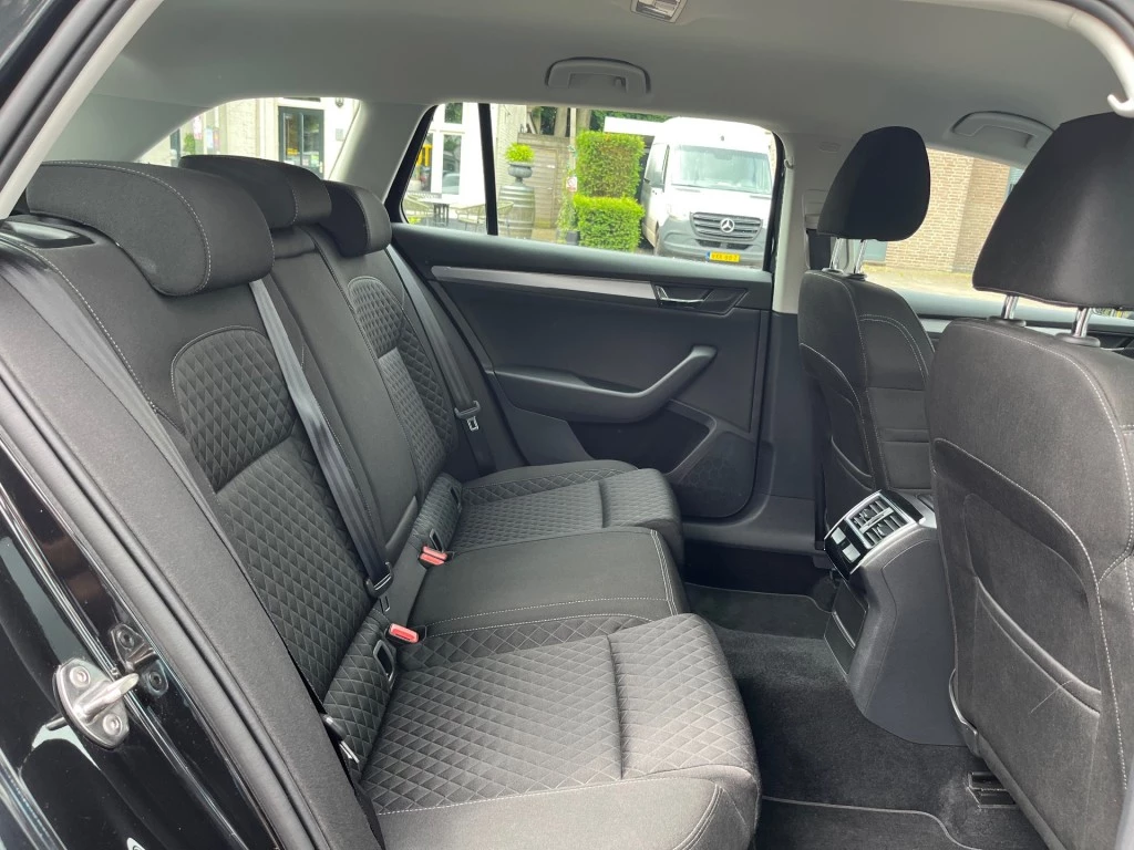 Hoofdafbeelding Škoda Superb