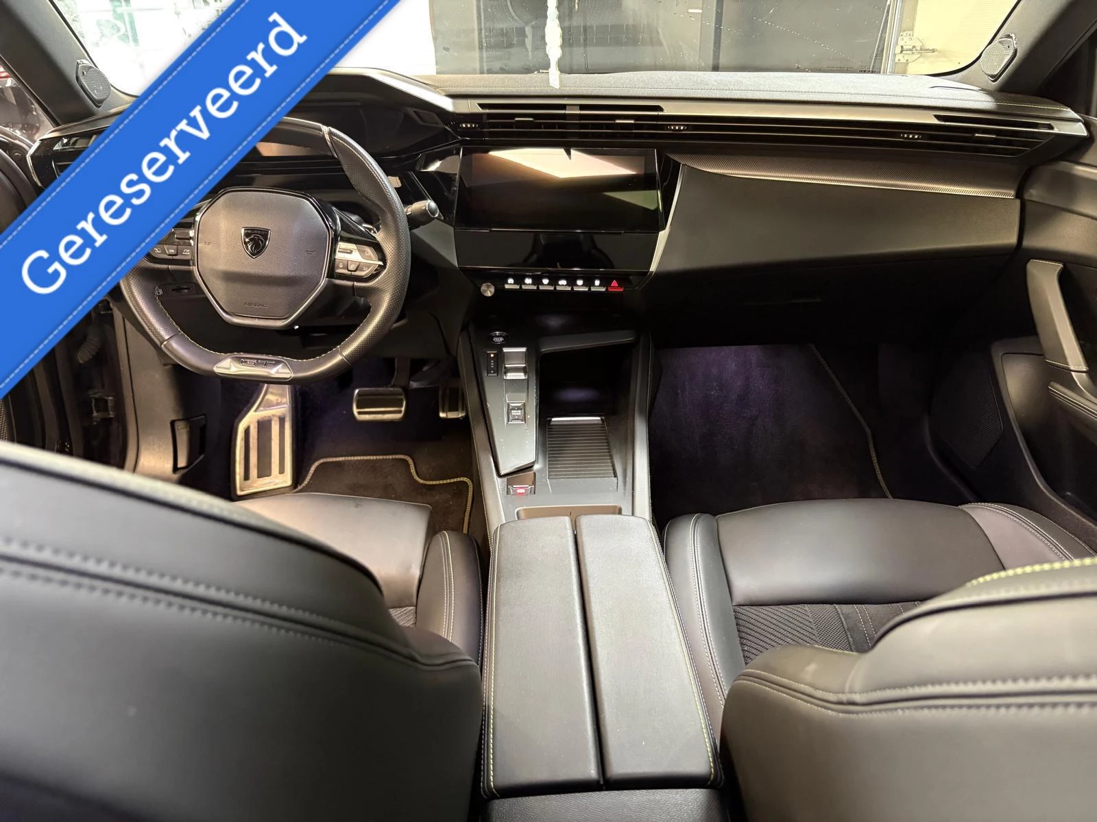 Hoofdafbeelding Peugeot 408