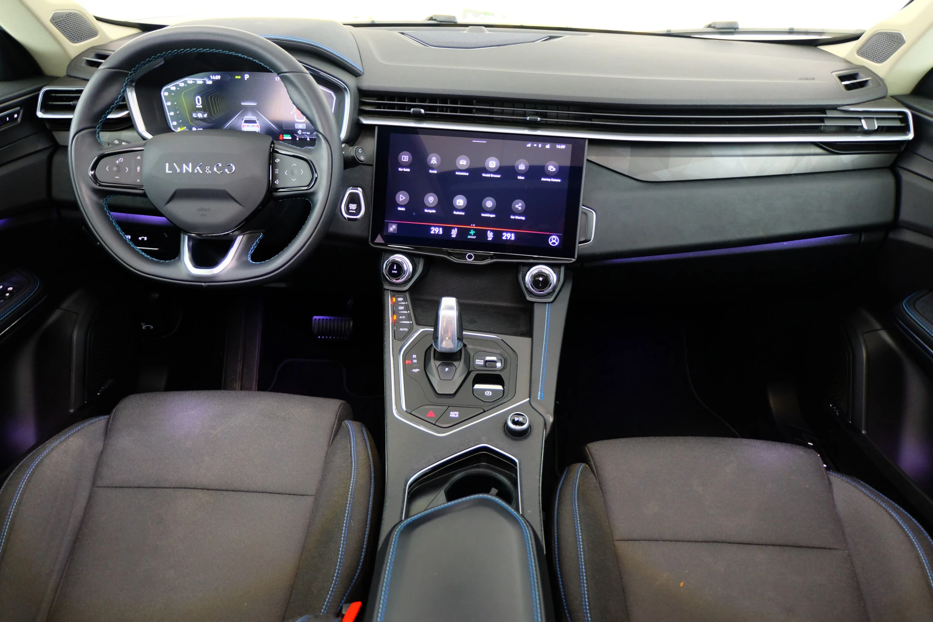 Hoofdafbeelding Lynk & Co 01