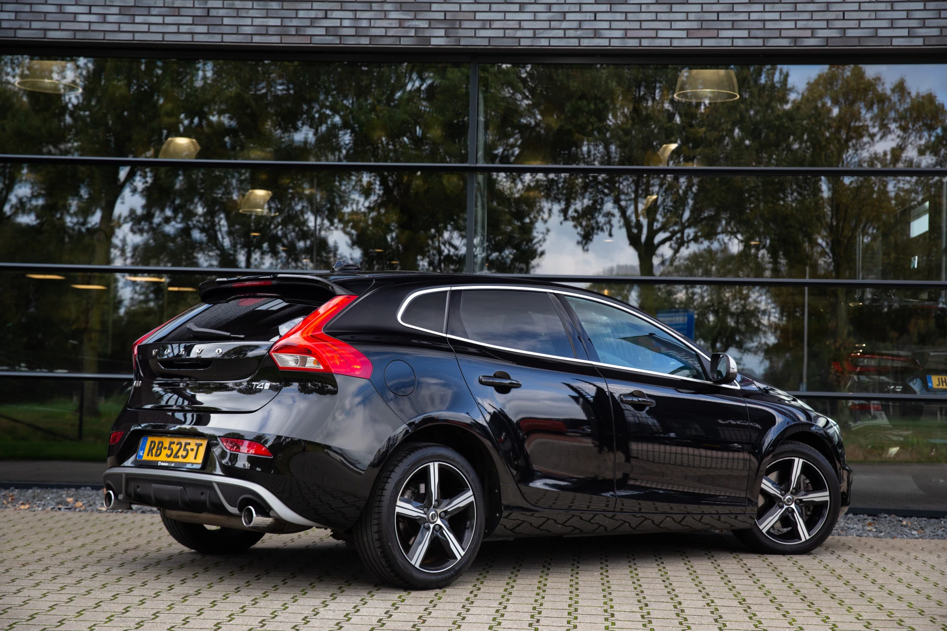 Hoofdafbeelding Volvo V40