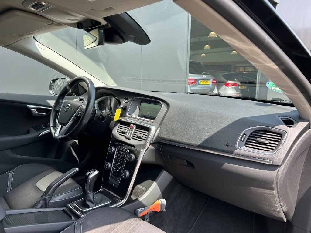 Hoofdafbeelding Volvo V40