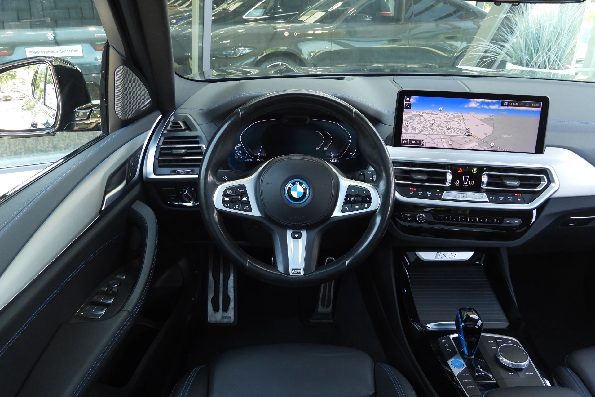 Hoofdafbeelding BMW iX3