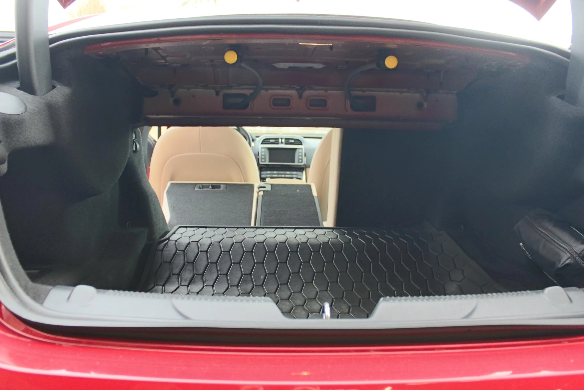 Hoofdafbeelding Jaguar XE