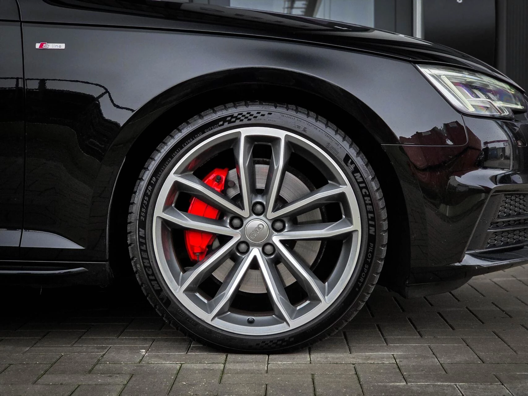 Hoofdafbeelding Audi A4