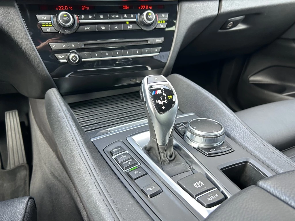 Hoofdafbeelding BMW X6