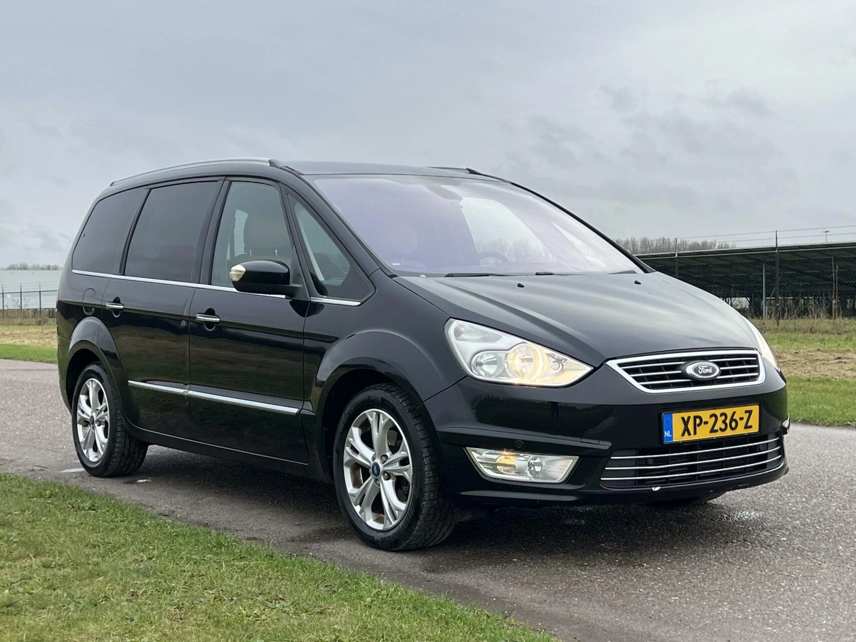 Hoofdafbeelding Ford Galaxy