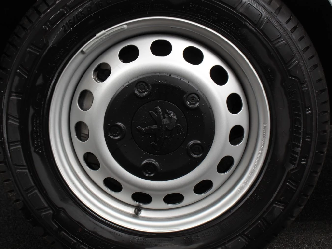 Hoofdafbeelding Peugeot e-Expert