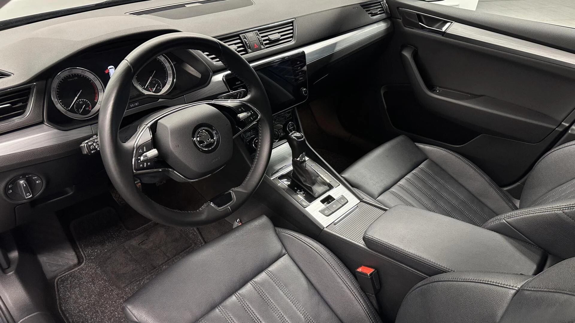 Hoofdafbeelding Škoda Superb