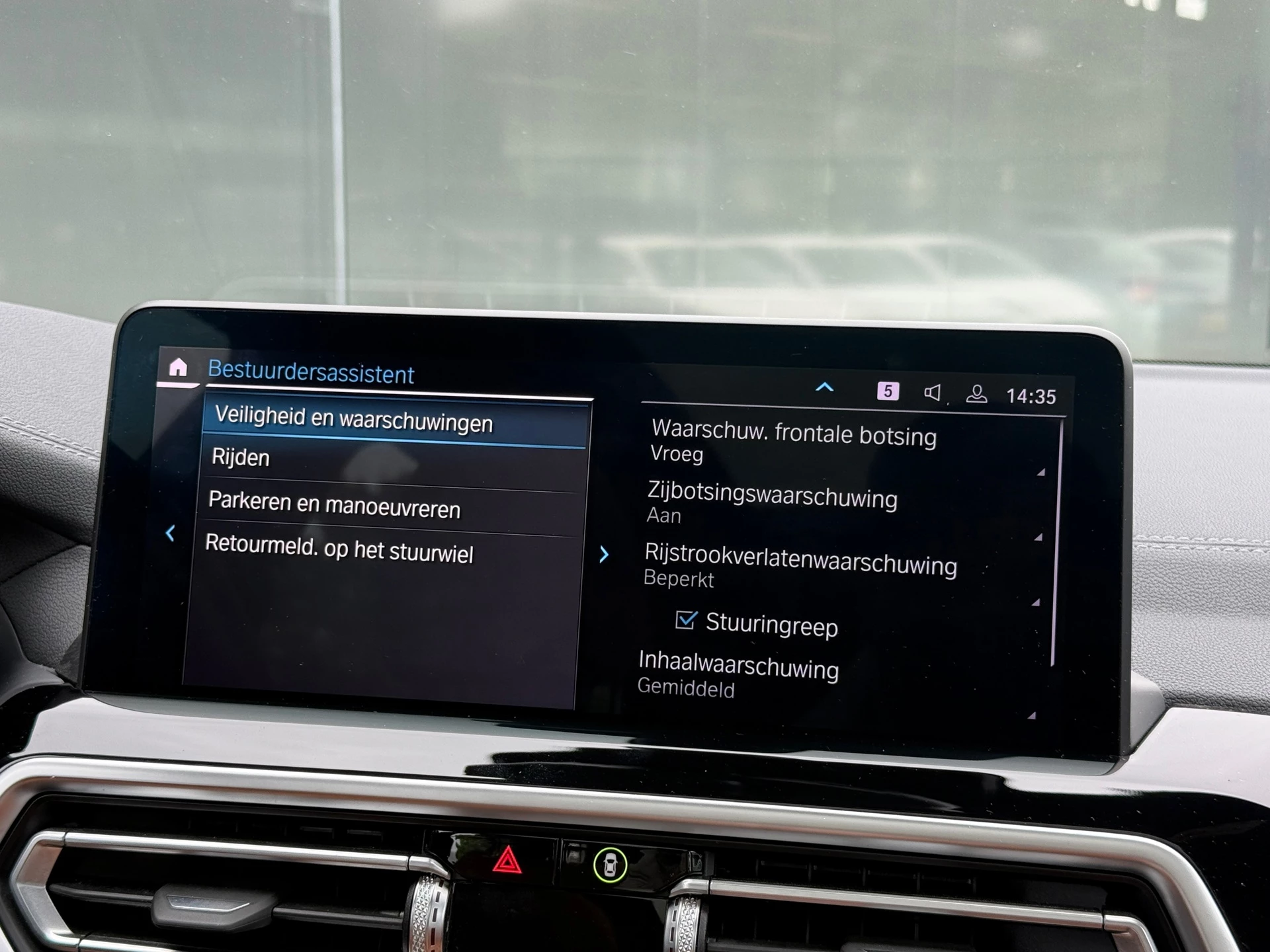 Hoofdafbeelding BMW iX3