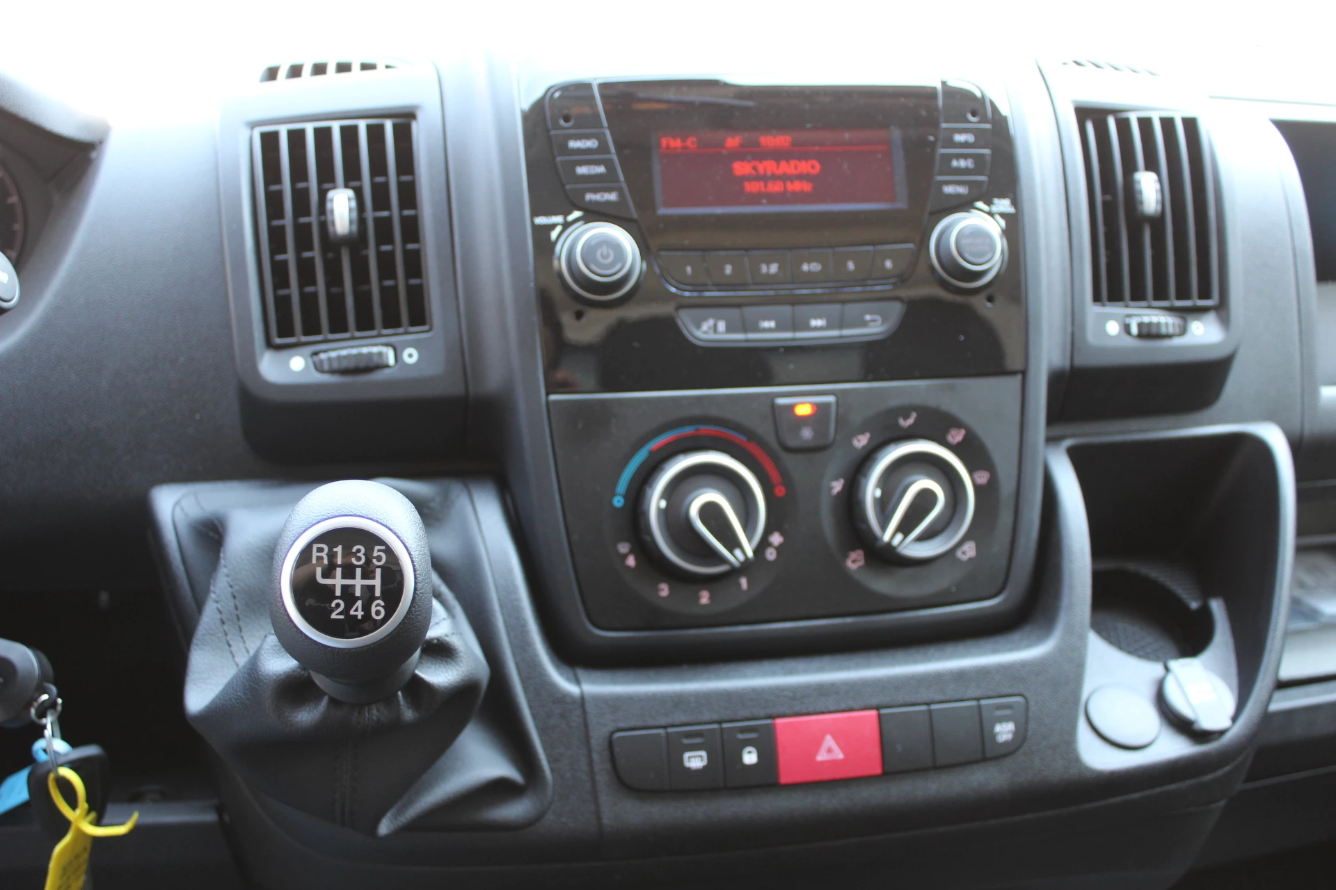 Hoofdafbeelding Opel Movano