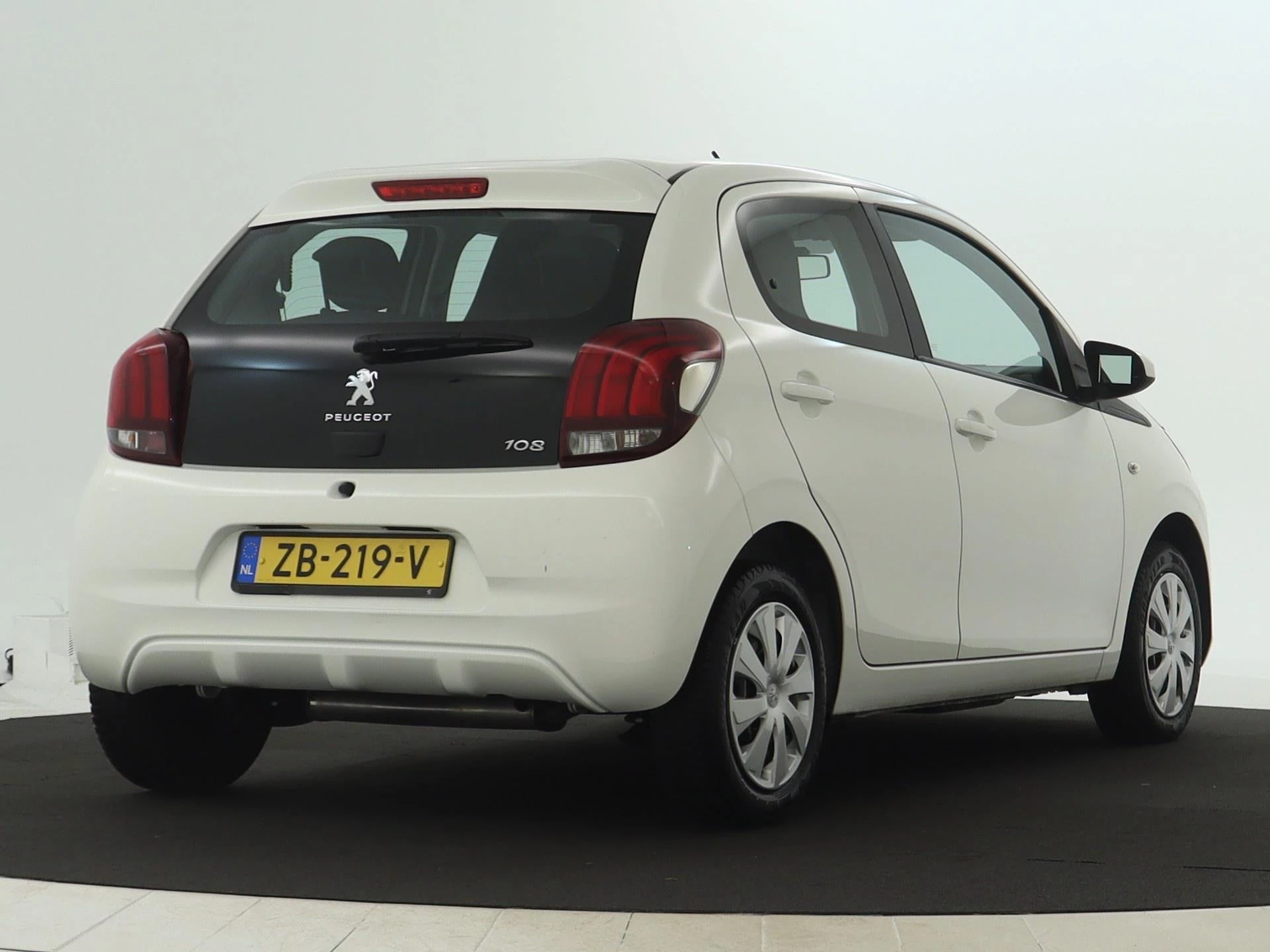 Hoofdafbeelding Peugeot 108