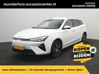 Hoofdafbeelding MG MG5 MG MG5 Electric Standard Range Luxury 50 kWh - RIJKLAARPRIJS - All seasonbanden - 360 Graden Camera - Slechts 8289 KM N.A.P.