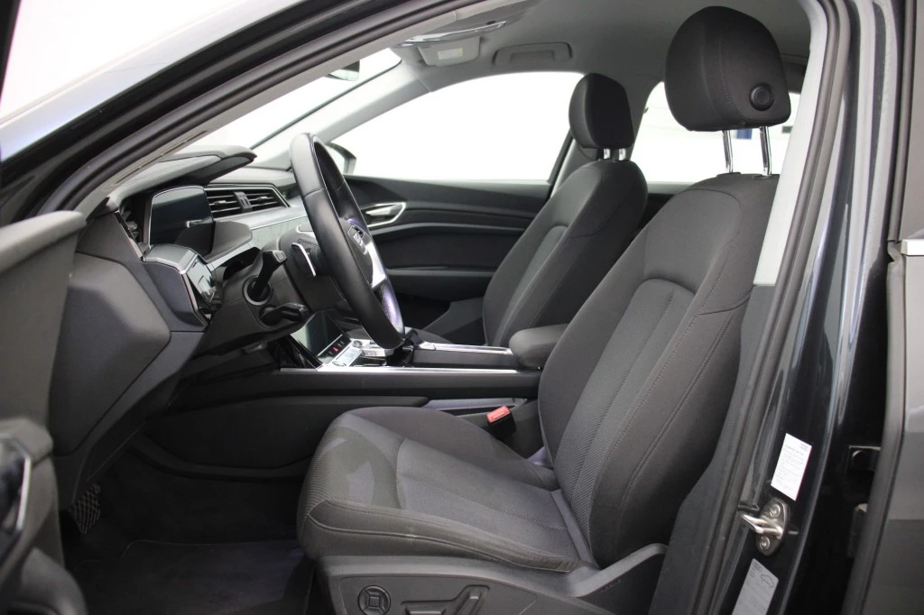 Hoofdafbeelding Audi e-tron
