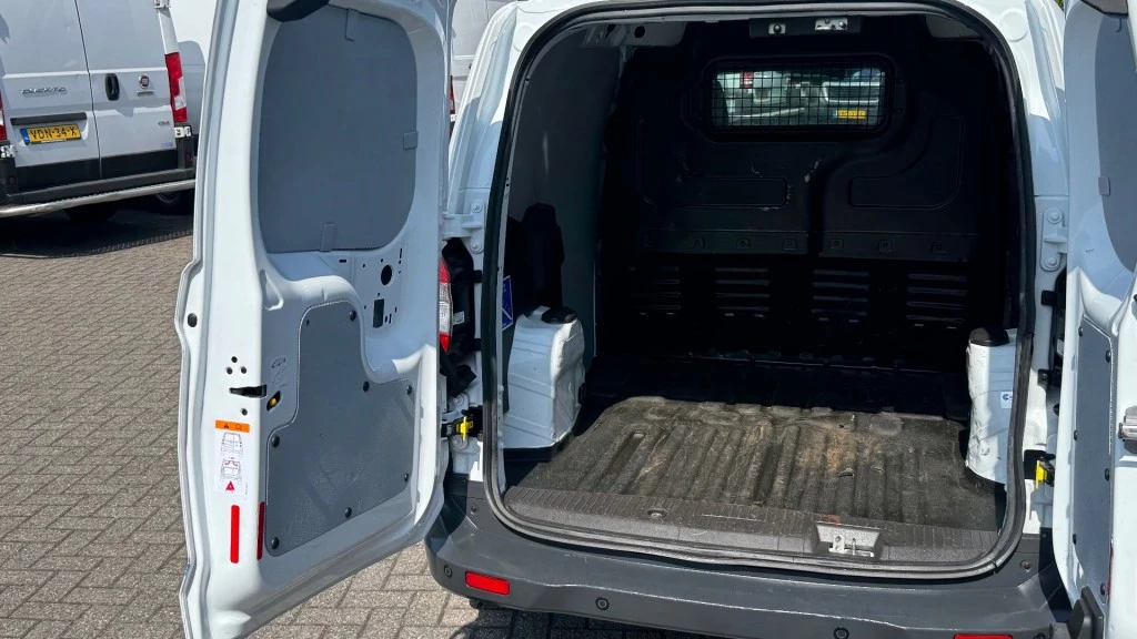 Hoofdafbeelding Ford Transit Courier