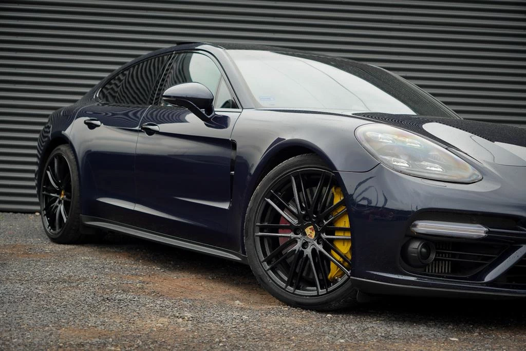Hoofdafbeelding Porsche Panamera