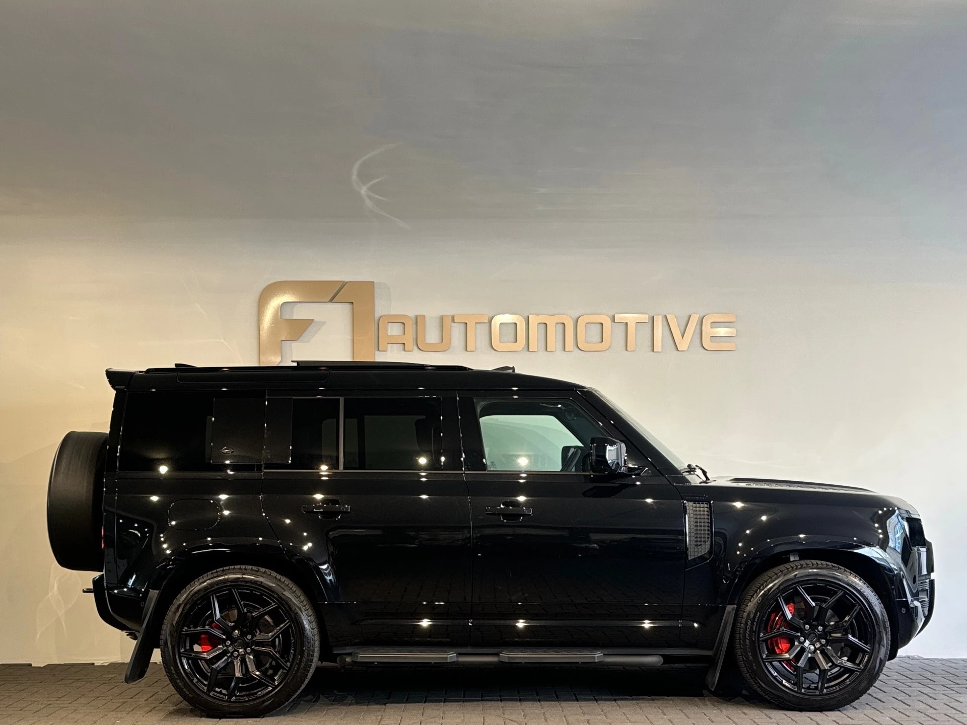 Hoofdafbeelding Land Rover Defender