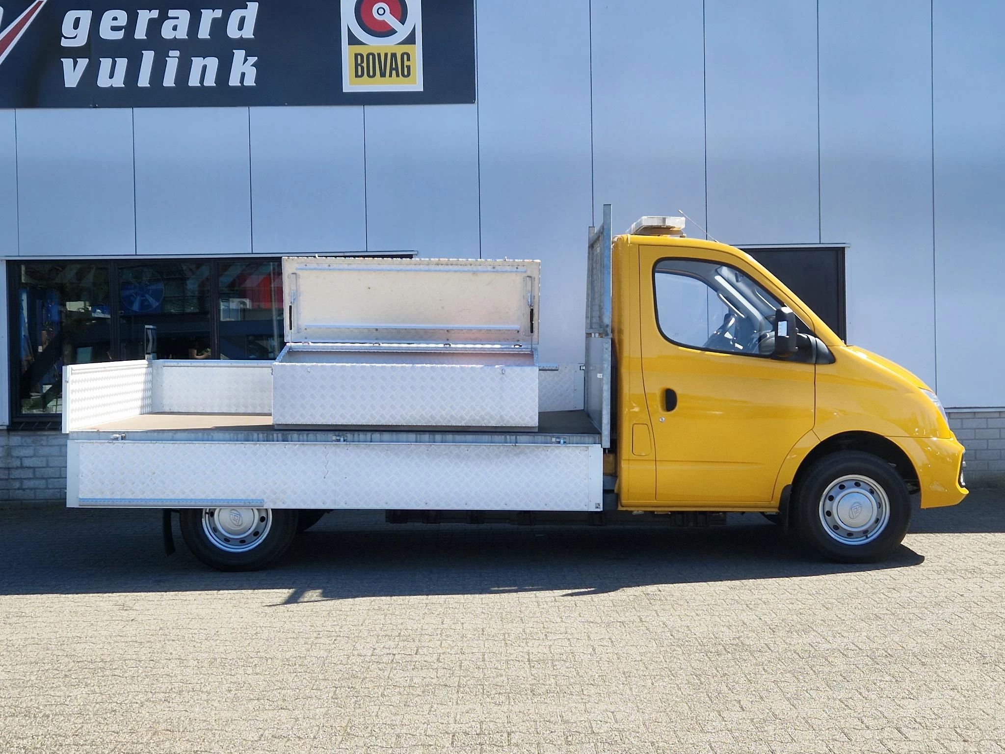 Hoofdafbeelding Maxus EV80
