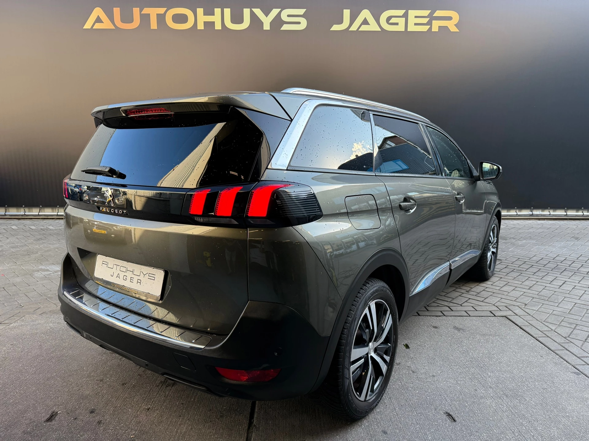 Hoofdafbeelding Peugeot 5008