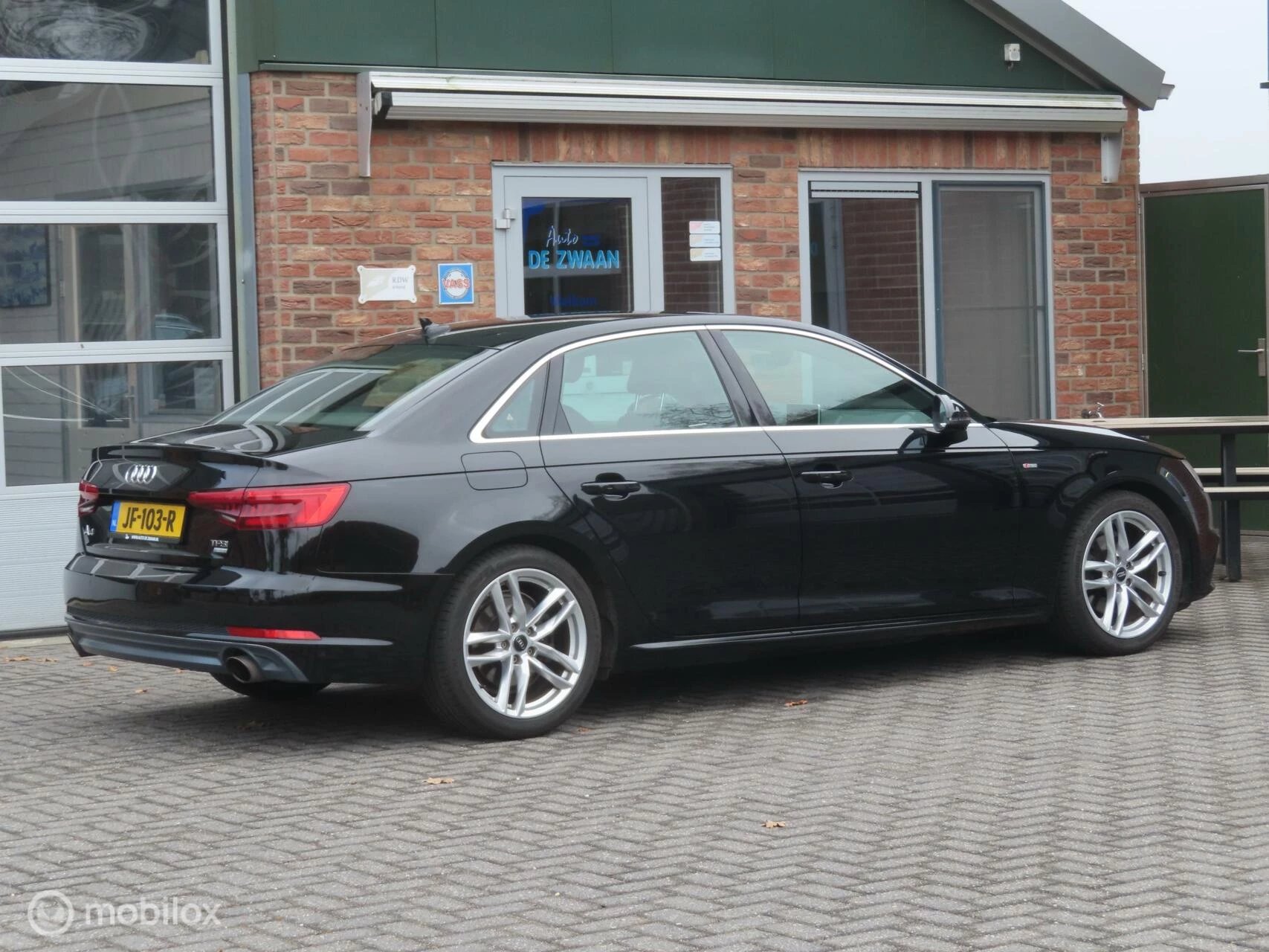 Hoofdafbeelding Audi A4