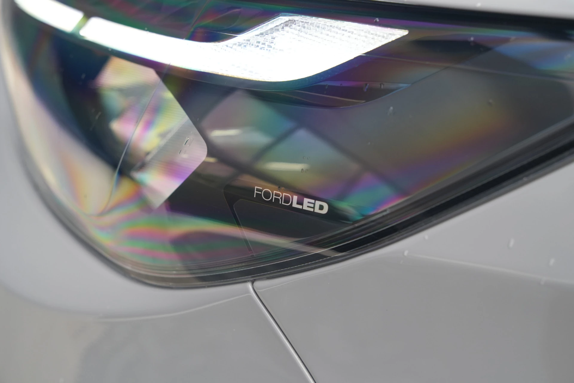 Hoofdafbeelding Ford E-Transit Custom