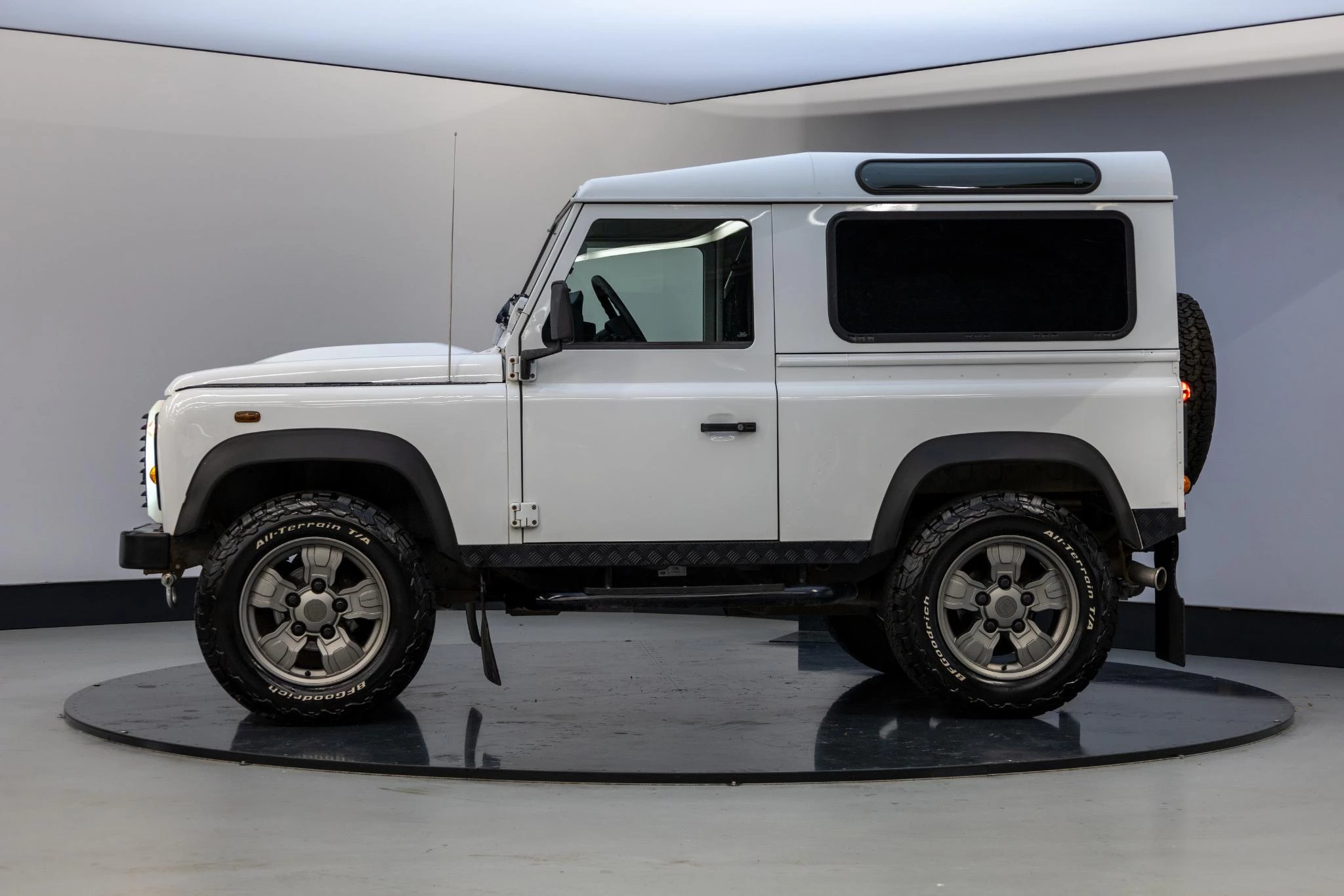 Hoofdafbeelding Land Rover Defender