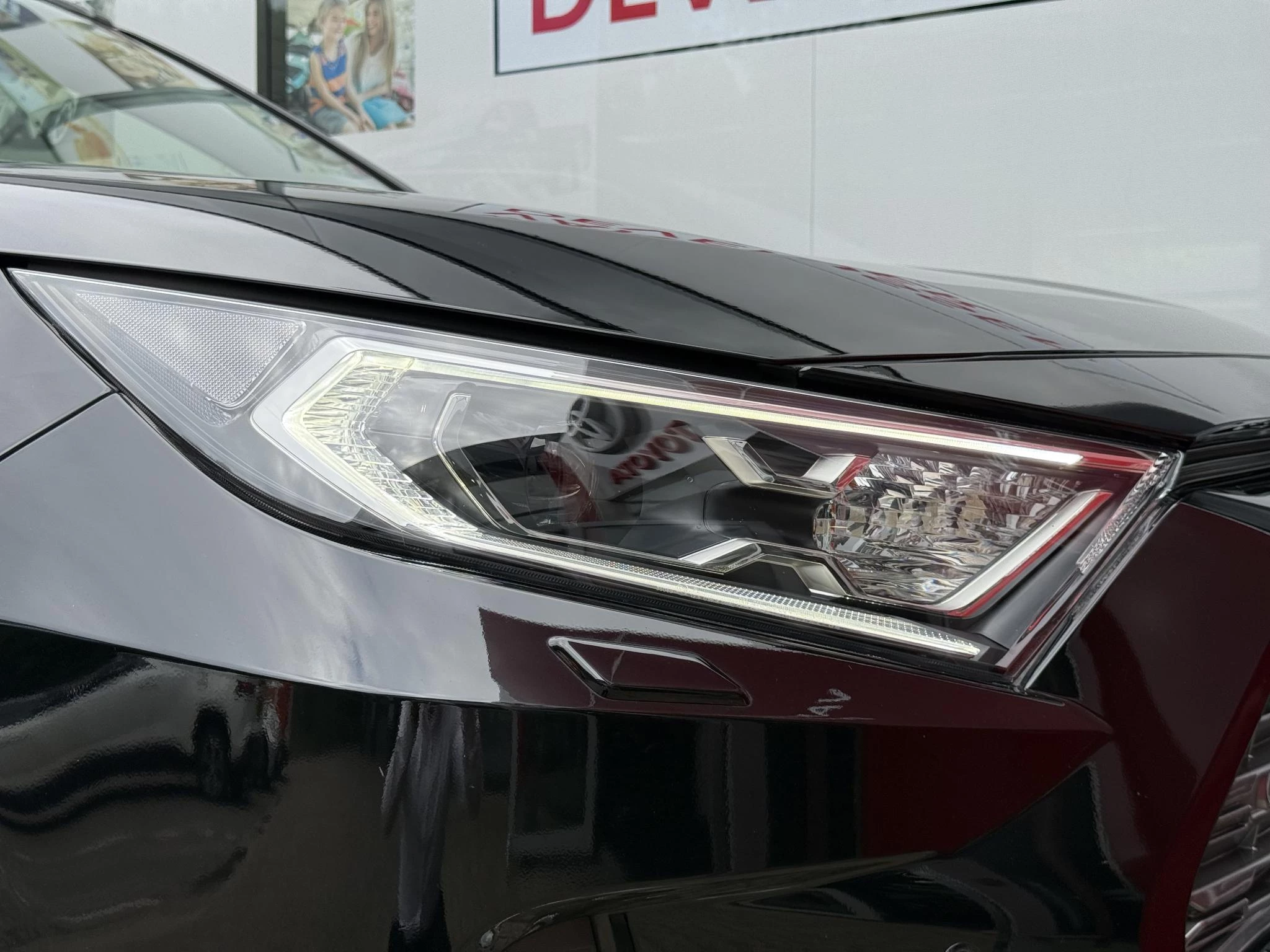 Hoofdafbeelding Toyota RAV4