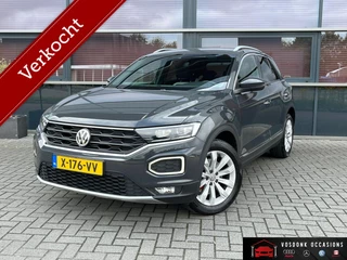 Hoofdafbeelding Volkswagen T-Roc Volkswagen T-Roc 1.5 TSI Style Business/Trekhaak/Keyless/Virtual/Automaat
