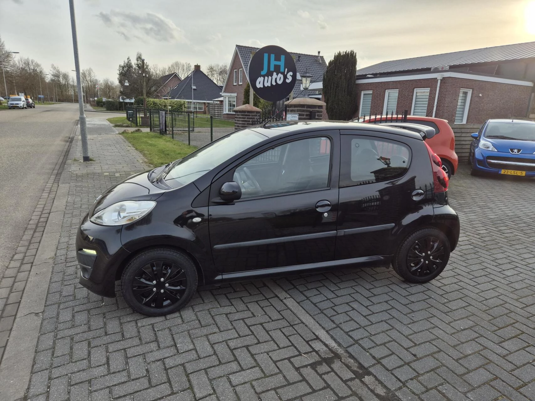 Hoofdafbeelding Peugeot 107