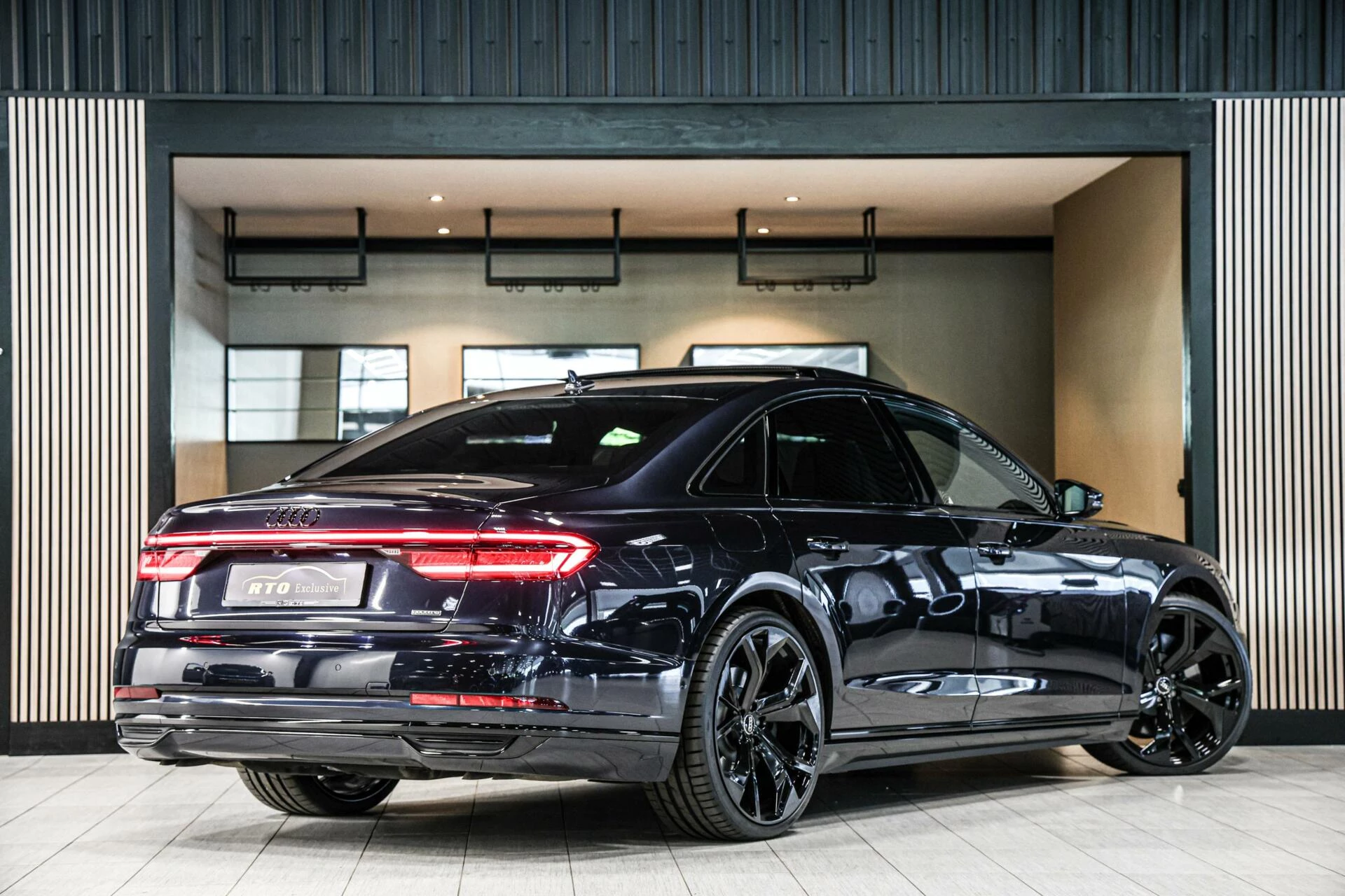 Hoofdafbeelding Audi A8