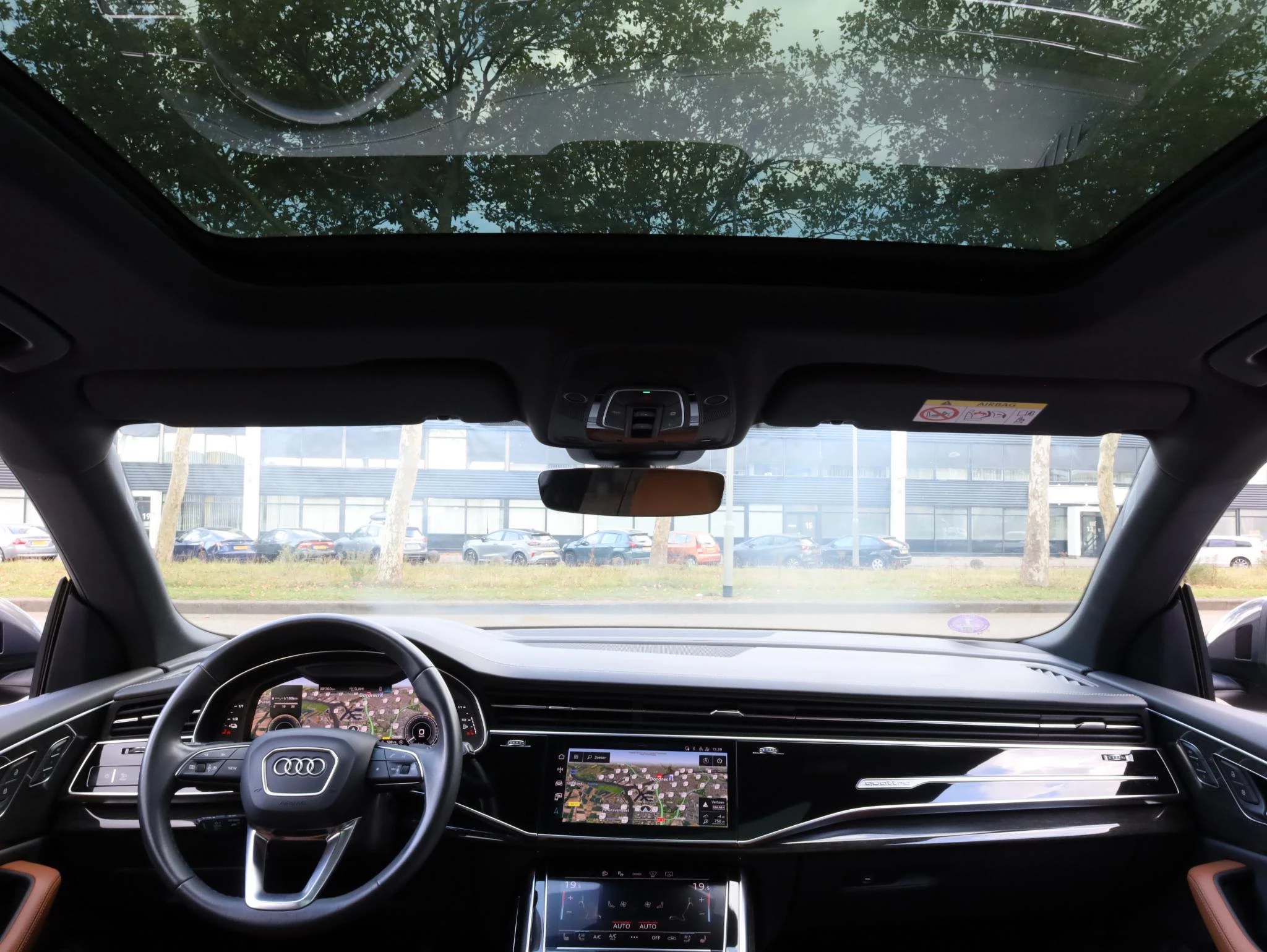 Hoofdafbeelding Audi Q8