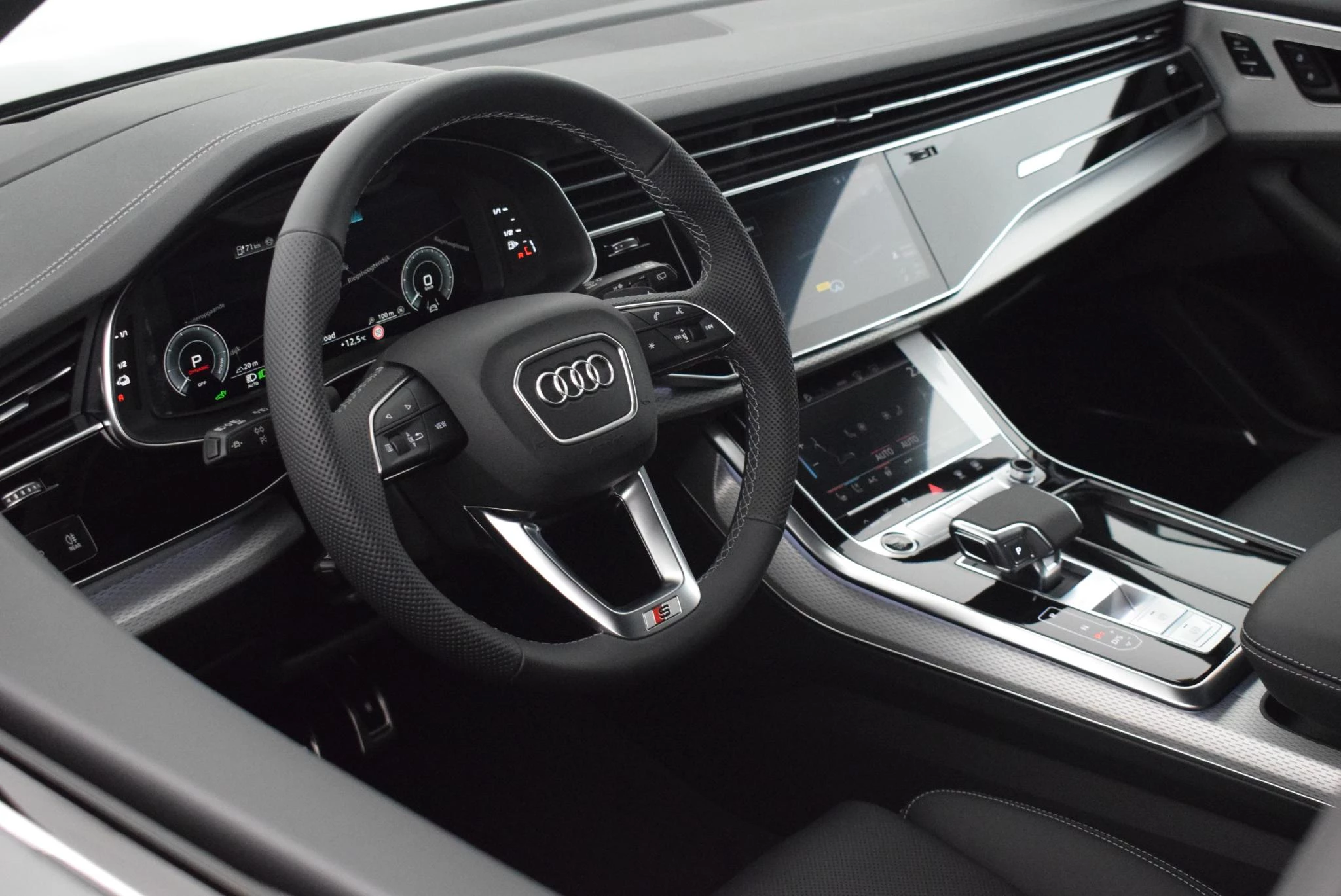Hoofdafbeelding Audi Q8