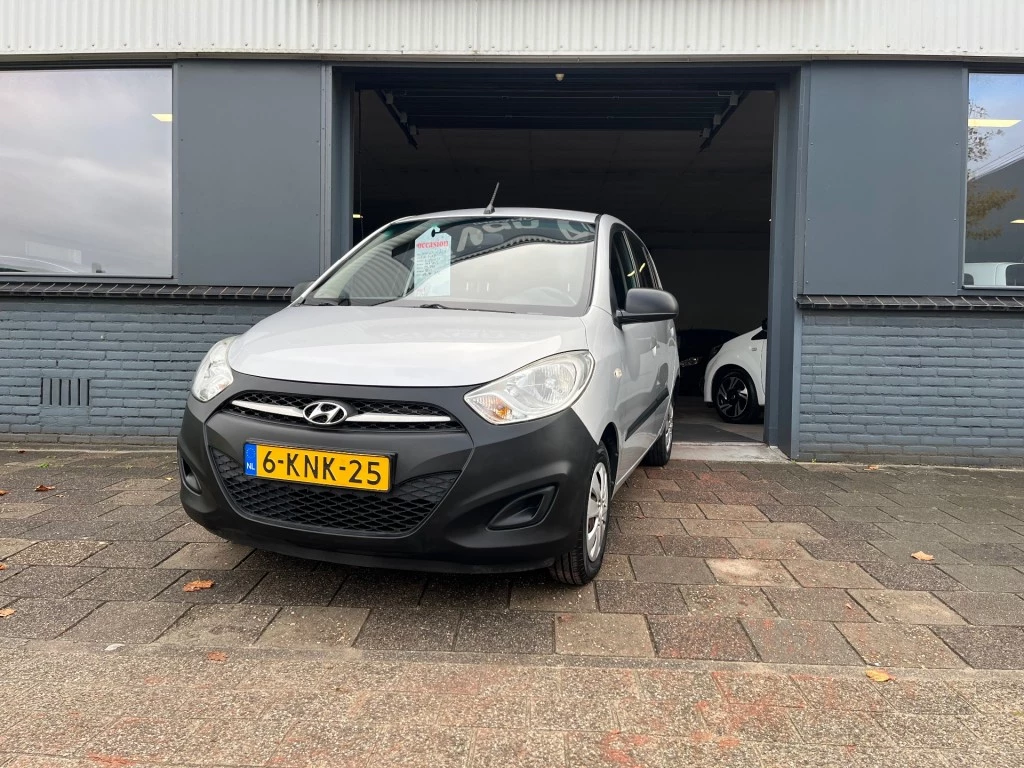 Hoofdafbeelding Hyundai i10