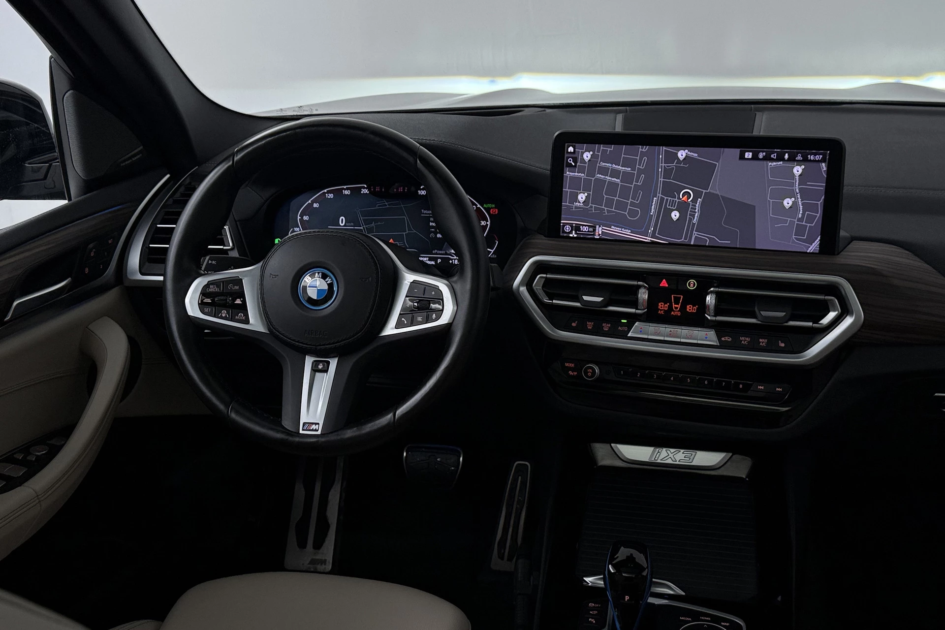 Hoofdafbeelding BMW iX3