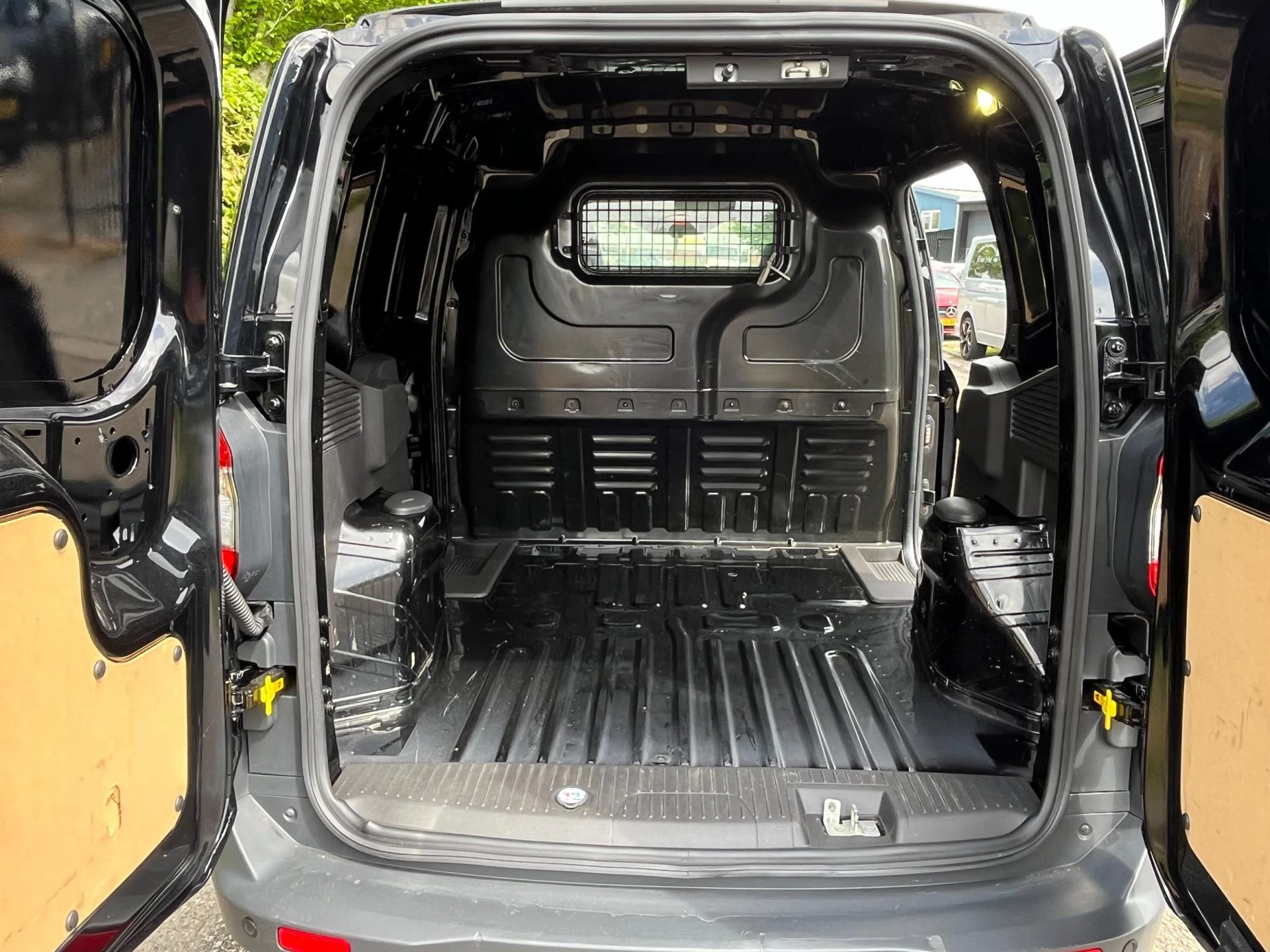 Hoofdafbeelding Ford Transit Courier