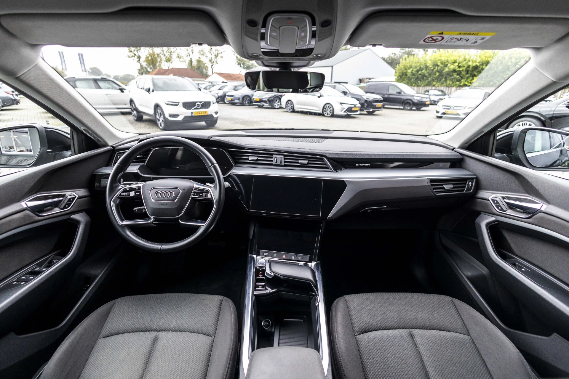 Hoofdafbeelding Audi e-tron