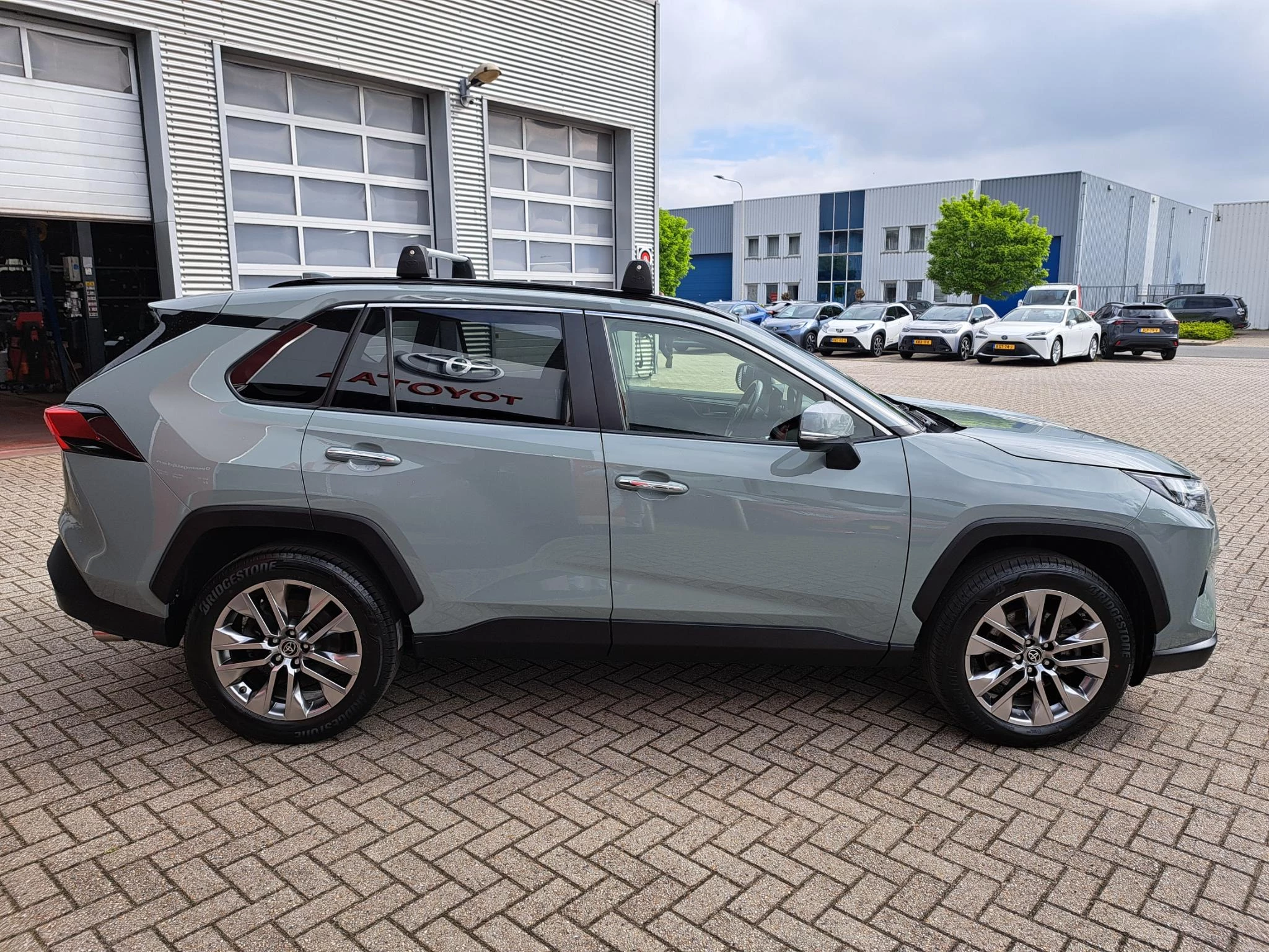 Hoofdafbeelding Toyota RAV4