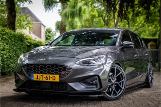 Ford Focus 2.3 EcoBoost ST-3 Bang & Olufsen Milltek Head Up