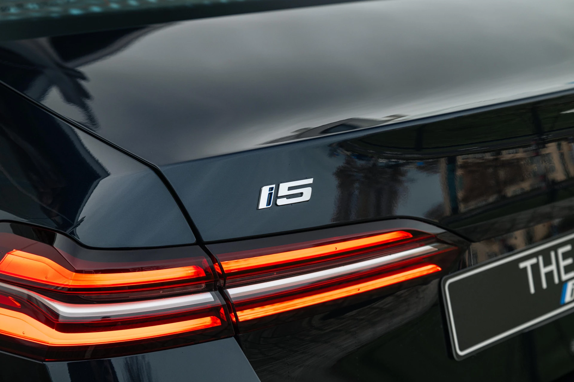 Hoofdafbeelding BMW i5