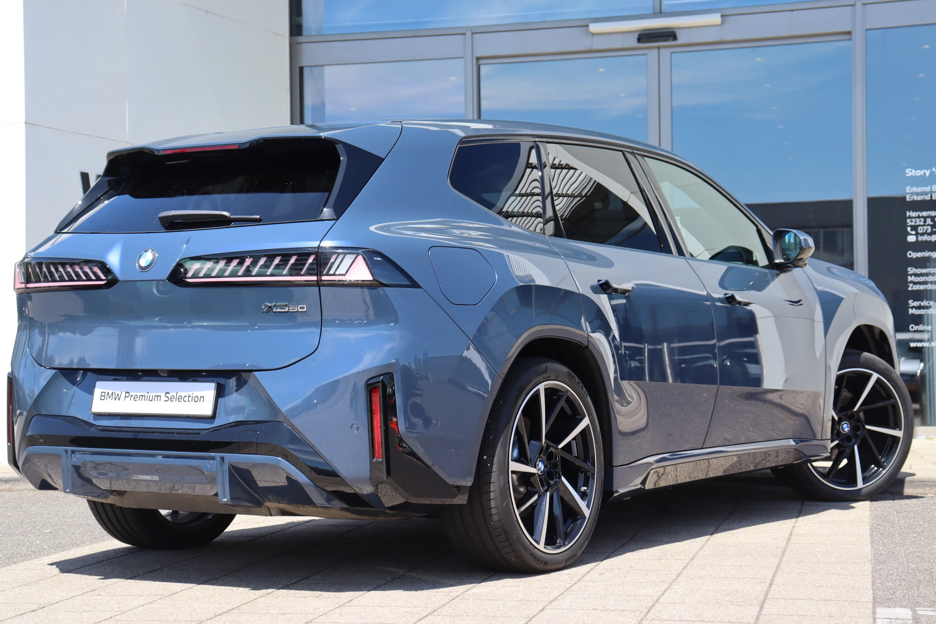 Hoofdafbeelding BMW iX3
