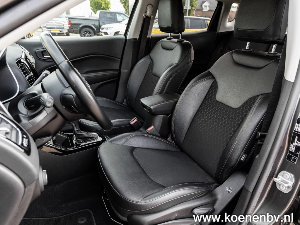 Hoofdafbeelding Jeep Compass