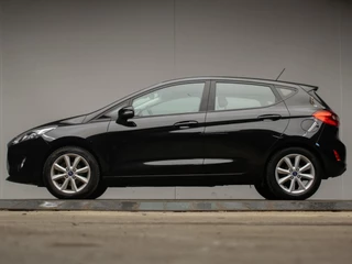Ford Fiesta 1.1 Sport (APPLE CARPLAY,NAVI,LED,PDC,ELECTRISCHE PAKKET,BLACK,BLUETHOOT,SPORTSTOELEN,GETINT,NETTESTAAT)