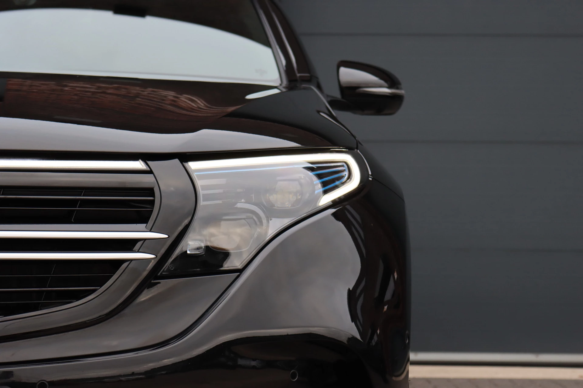 Hoofdafbeelding Mercedes-Benz EQC