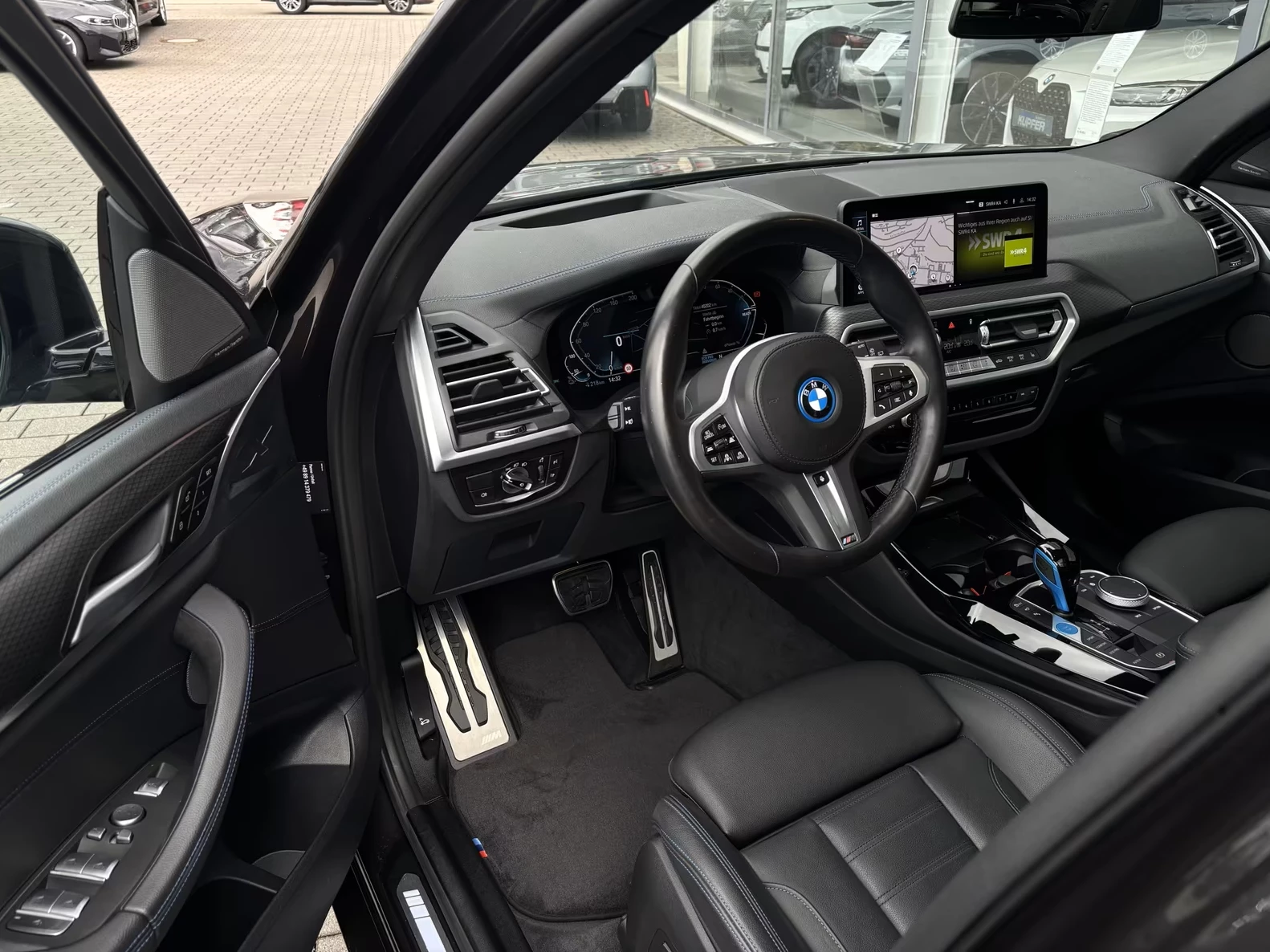 Hoofdafbeelding BMW iX3